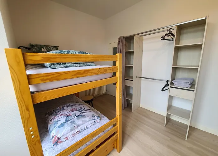 Appartement Bluema 2 Chambres Rdc, Proche Gare, Vue Sur Le Chateau